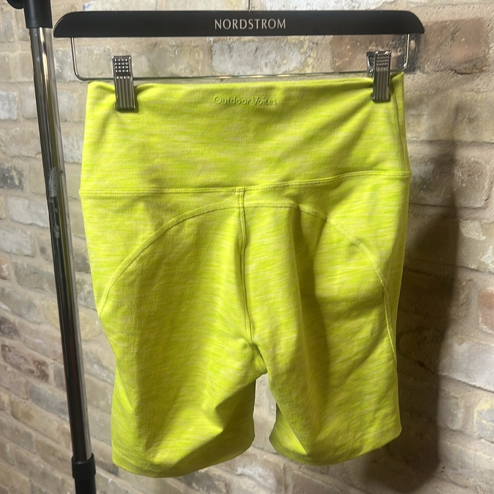 Outdoor Voices Lime Green Biker shorts - Picture 4 of 6